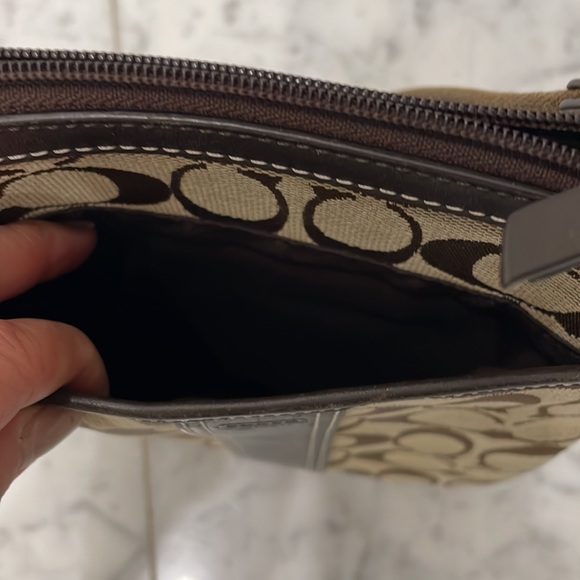 Coach crossbody - Picture 6 of 6